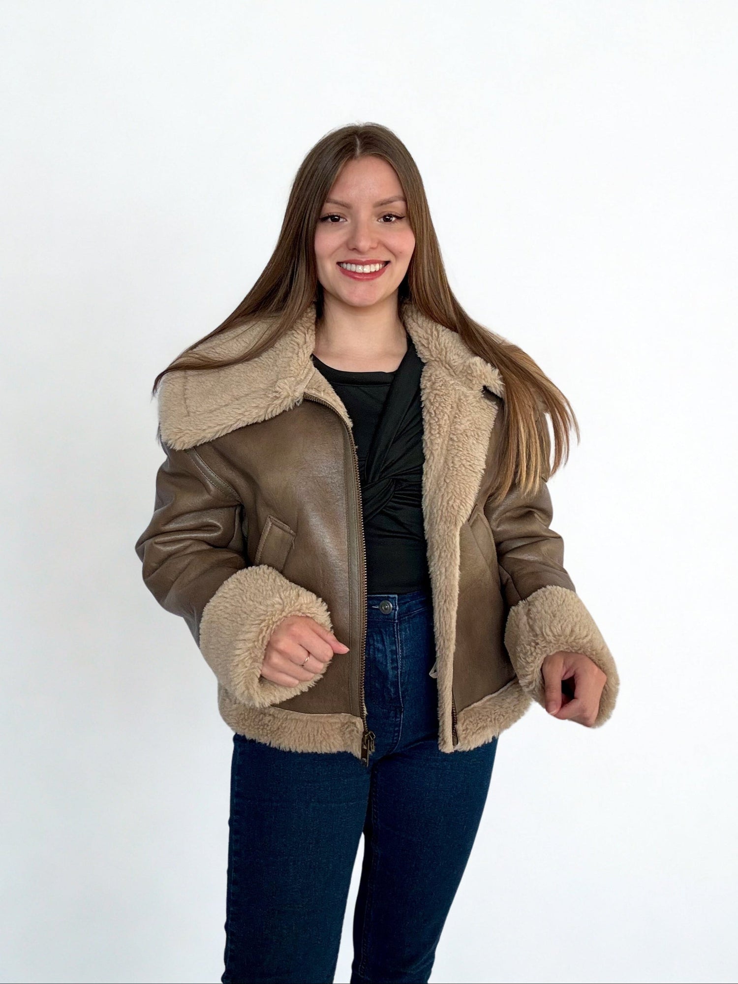Chaquetas de Mujer con Estilo | Aviadoras, Eco Cuero y Chiporro