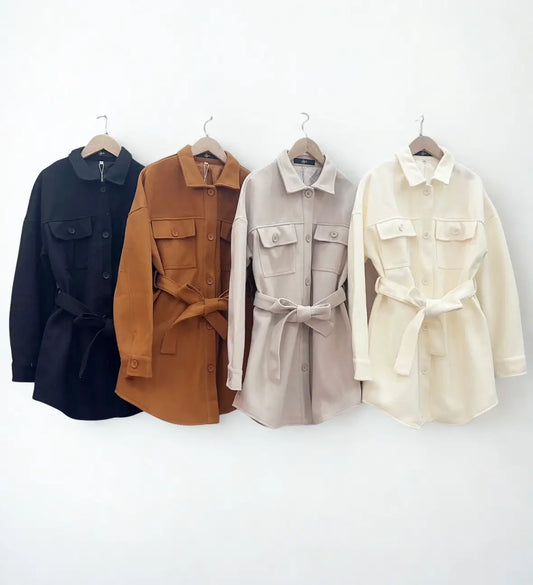 Abrigo Liss con Cinturón – Elegancia casual con silueta definida