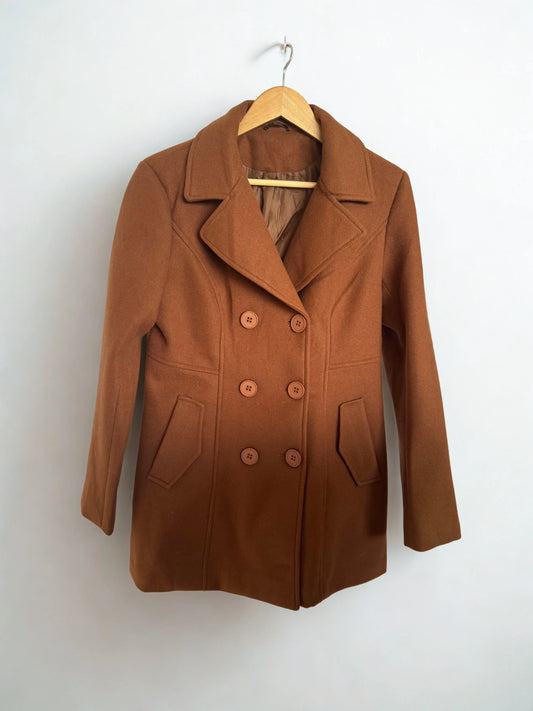 Abrigo 3 Botones María – Elegancia y moda