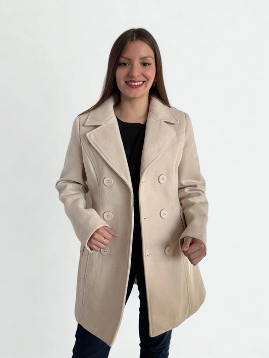 Abrigo 3 Botones María – Elegancia y moda