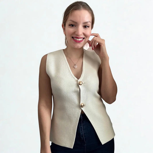 Gilet Mujer Tejido Beige con Dos Botones Dorados