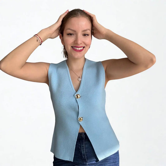 Gilet Mujer Tejido Celeste con Dos Botones Dorados
